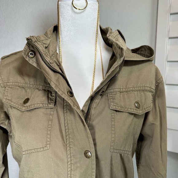 Women's Army Green Utility Jacket - Picture 5 of 14